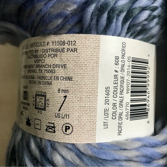 3 Skeins Loops & Threads Yarn Facets 2 Pacific Opal 1 Violet Opal Bulky Roving - Picture 6 of 11